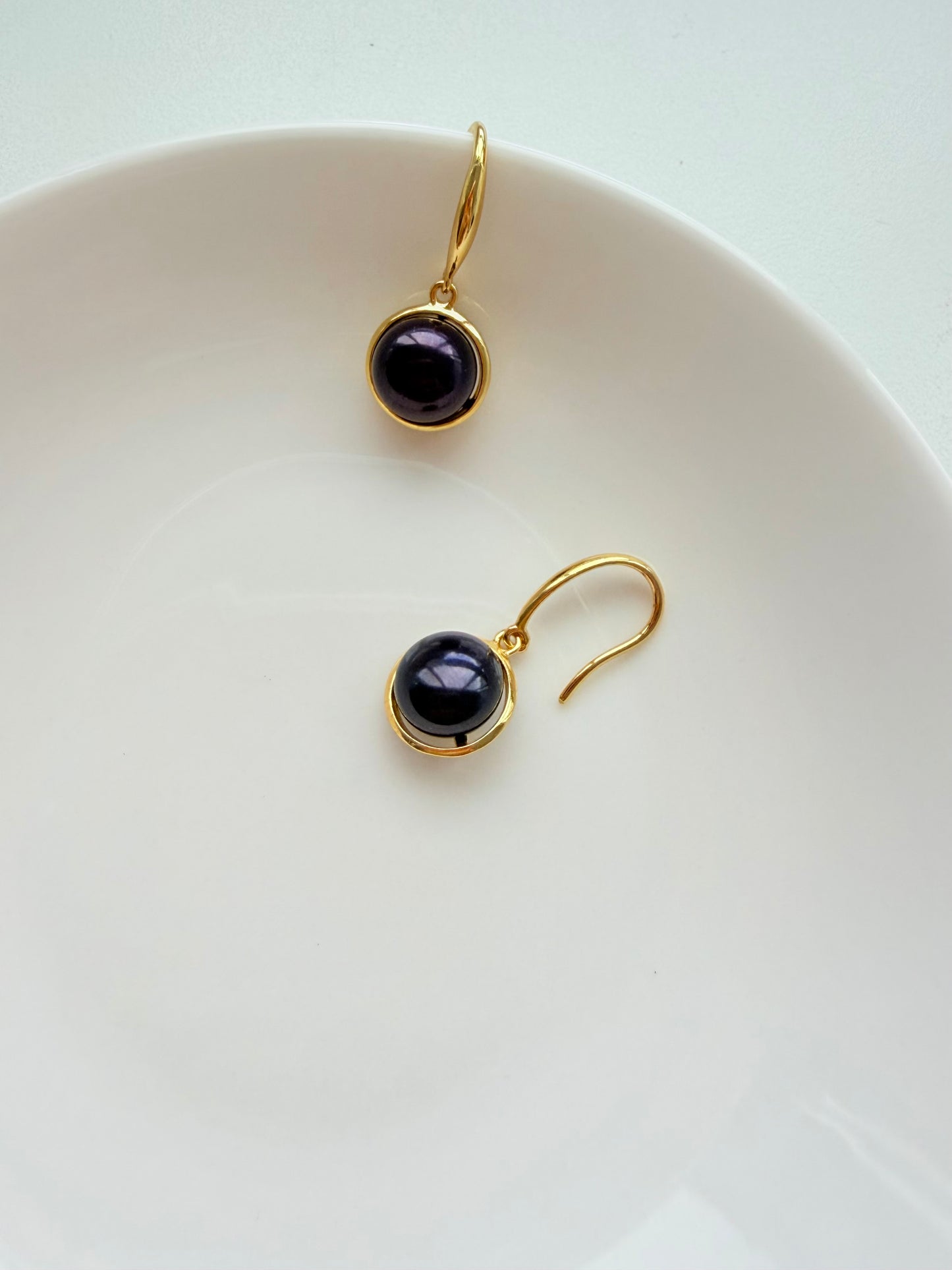 9-10mm Freshwater Pearl Button Hang Earrings - jptreasureschest