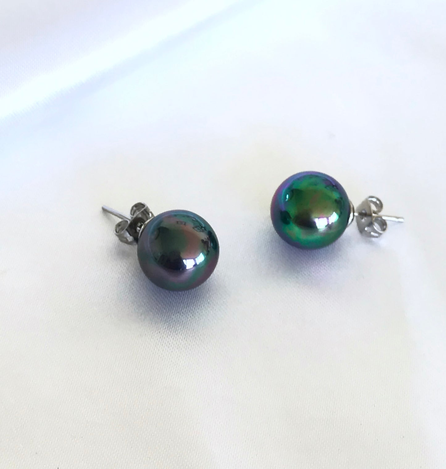 8mm Sea Shell Pearl Earrings - jptreasureschest