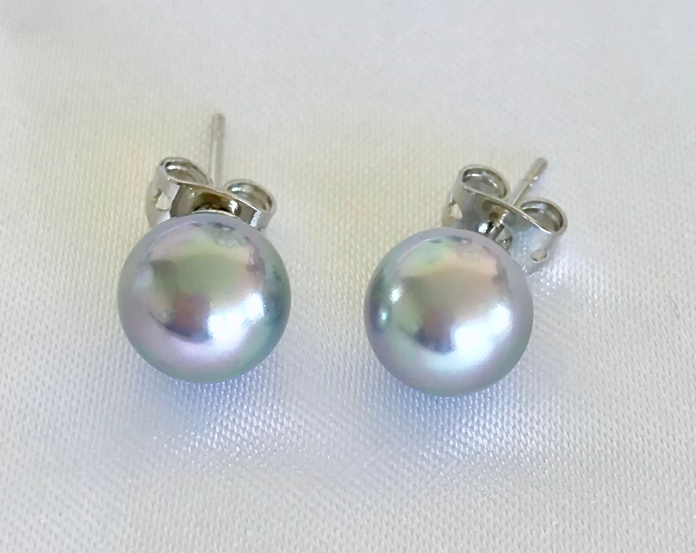 10mm Mother of Pearl Stud Earrings - jptreasureschest