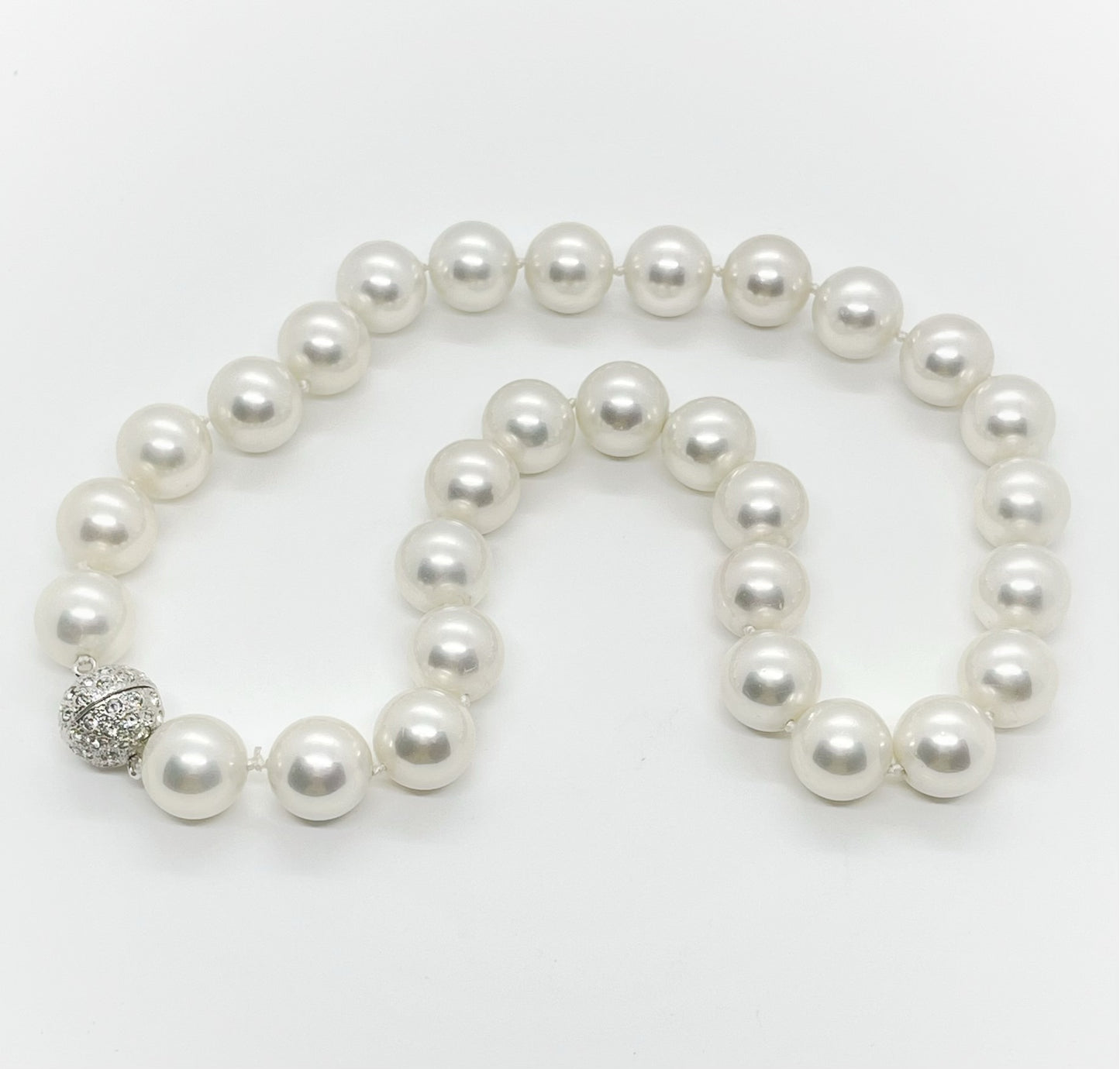 Mother of Pearl 12mm size with Screw Claps - jptreasureschest