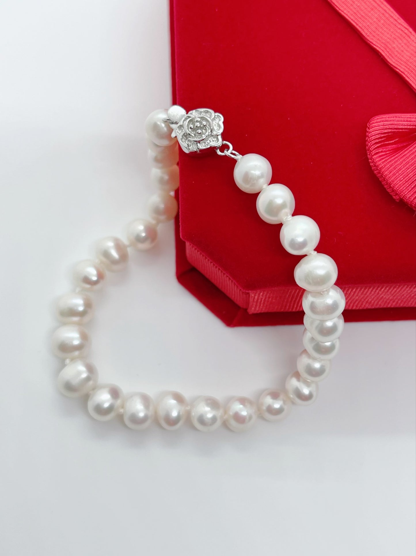 Freshwater pearl bracelet - jptreasureschest