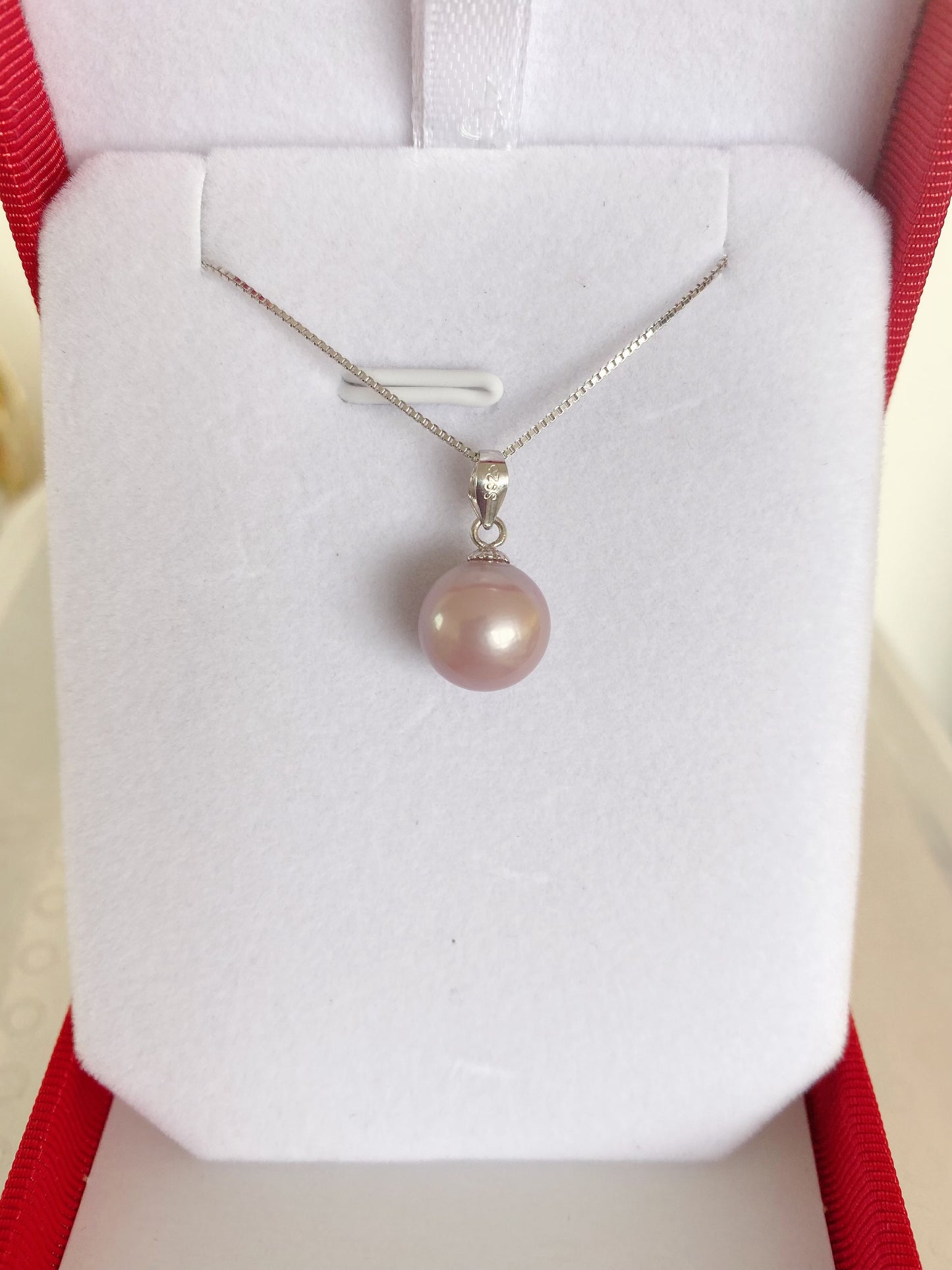 8-10mm Perfect Round Freshwater Pearl Pendant - jptreasureschest