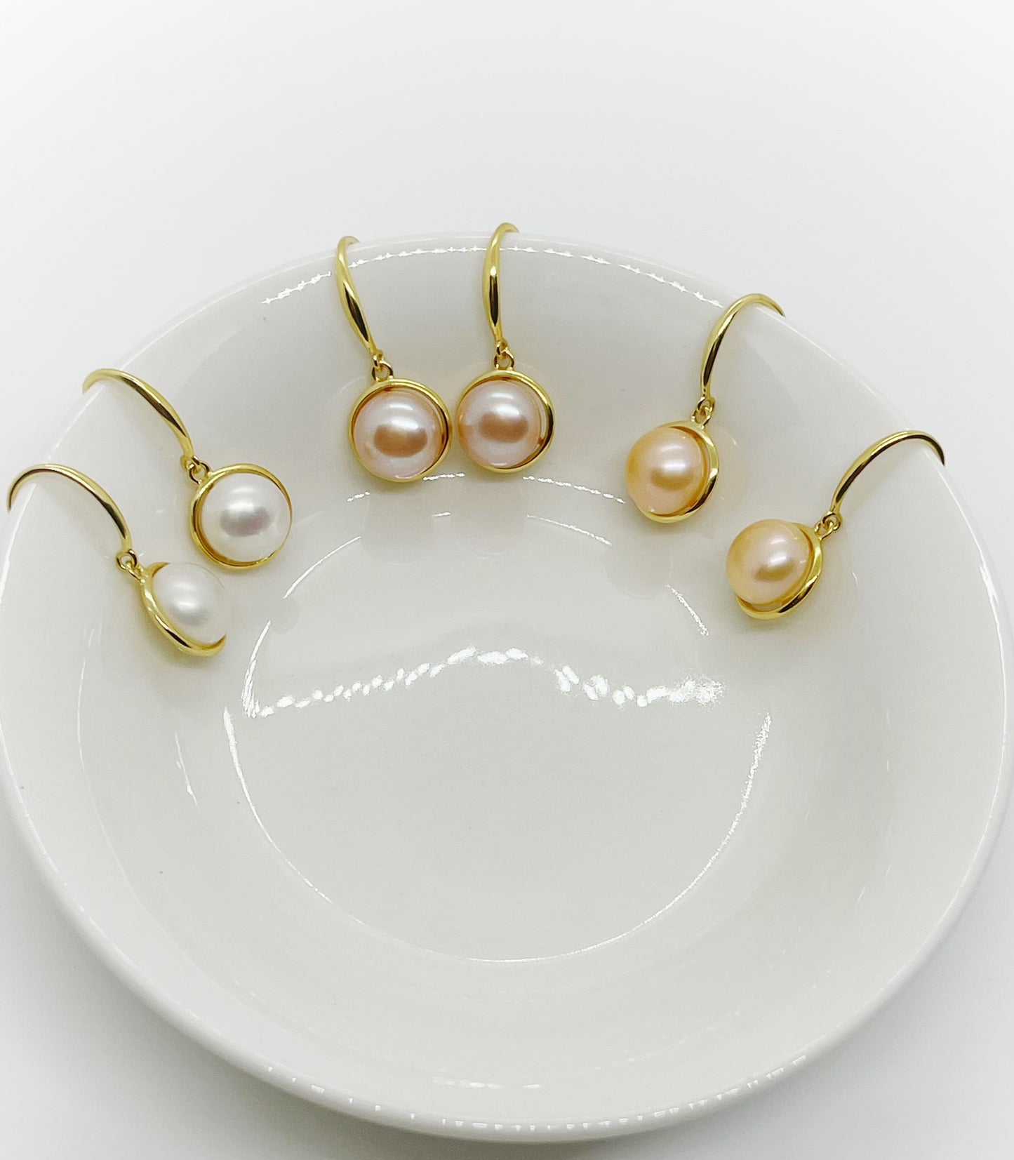 9-10mm Freshwater Pearl Button Hang Earrings - jptreasureschest