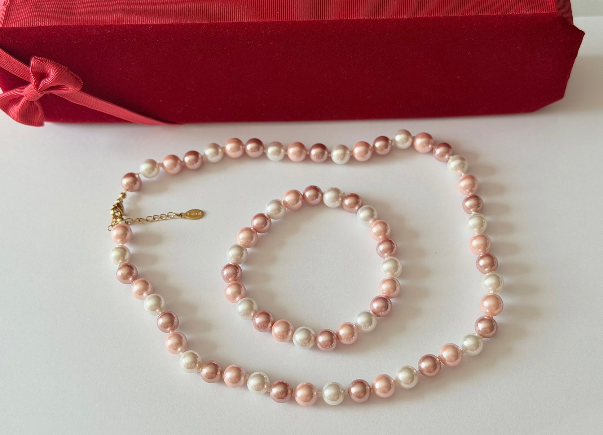 Set of 8mm size Mother of Pearl - jptreasureschest