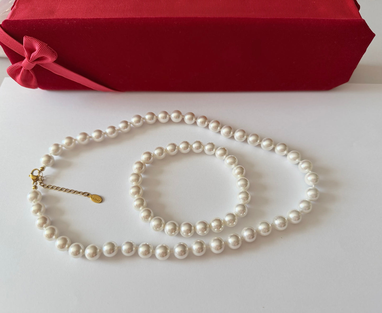 Set of 8mm size Mother of Pearl - jptreasureschest
