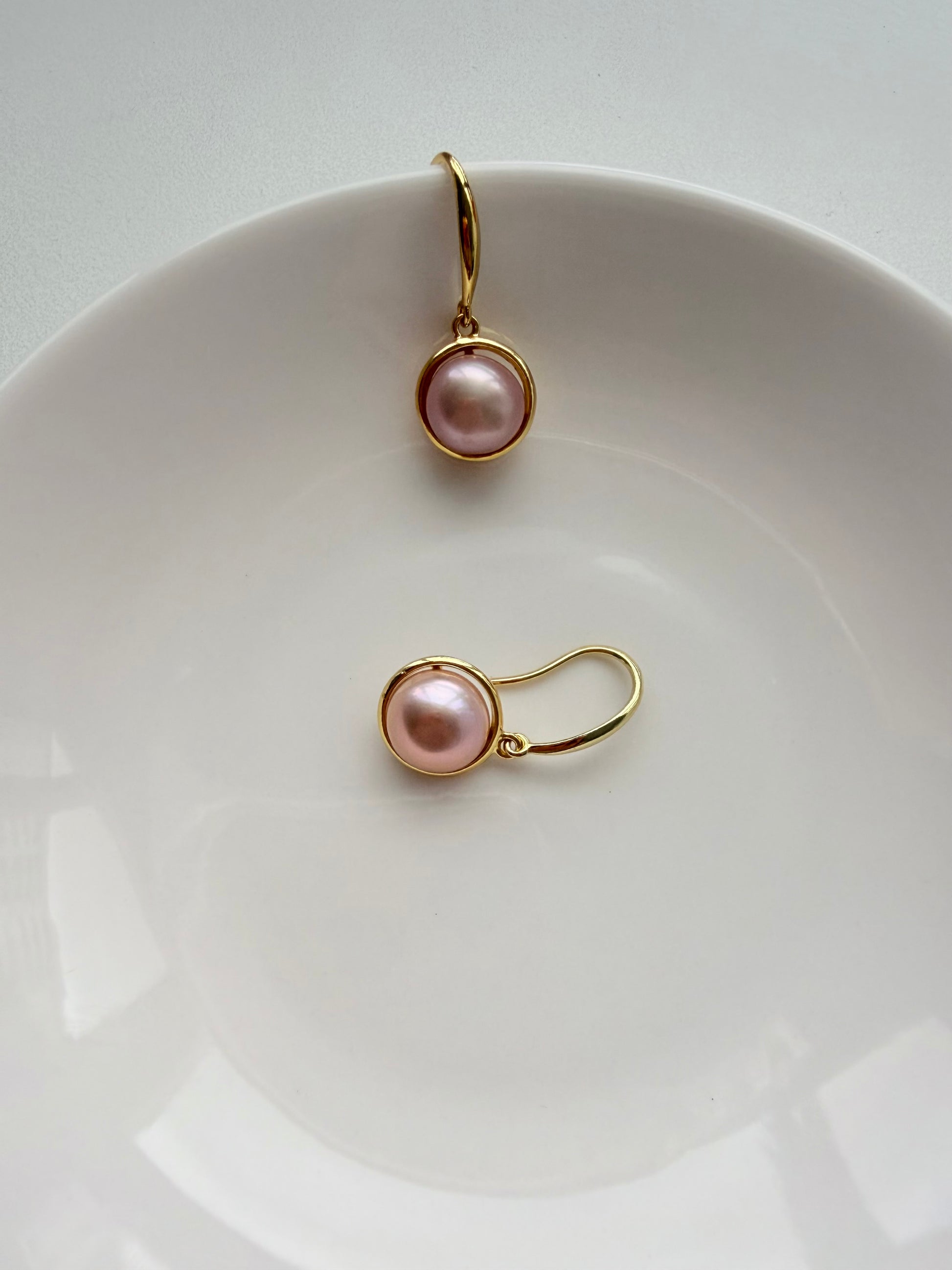 9-10mm Freshwater Pearl Button Hang Earrings - jptreasureschest