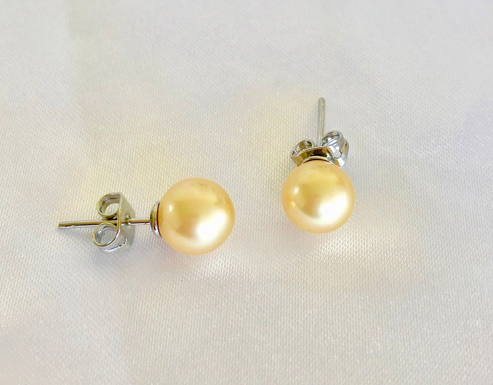 6mm Sea Shell Pearl Earrings - jptreasureschest