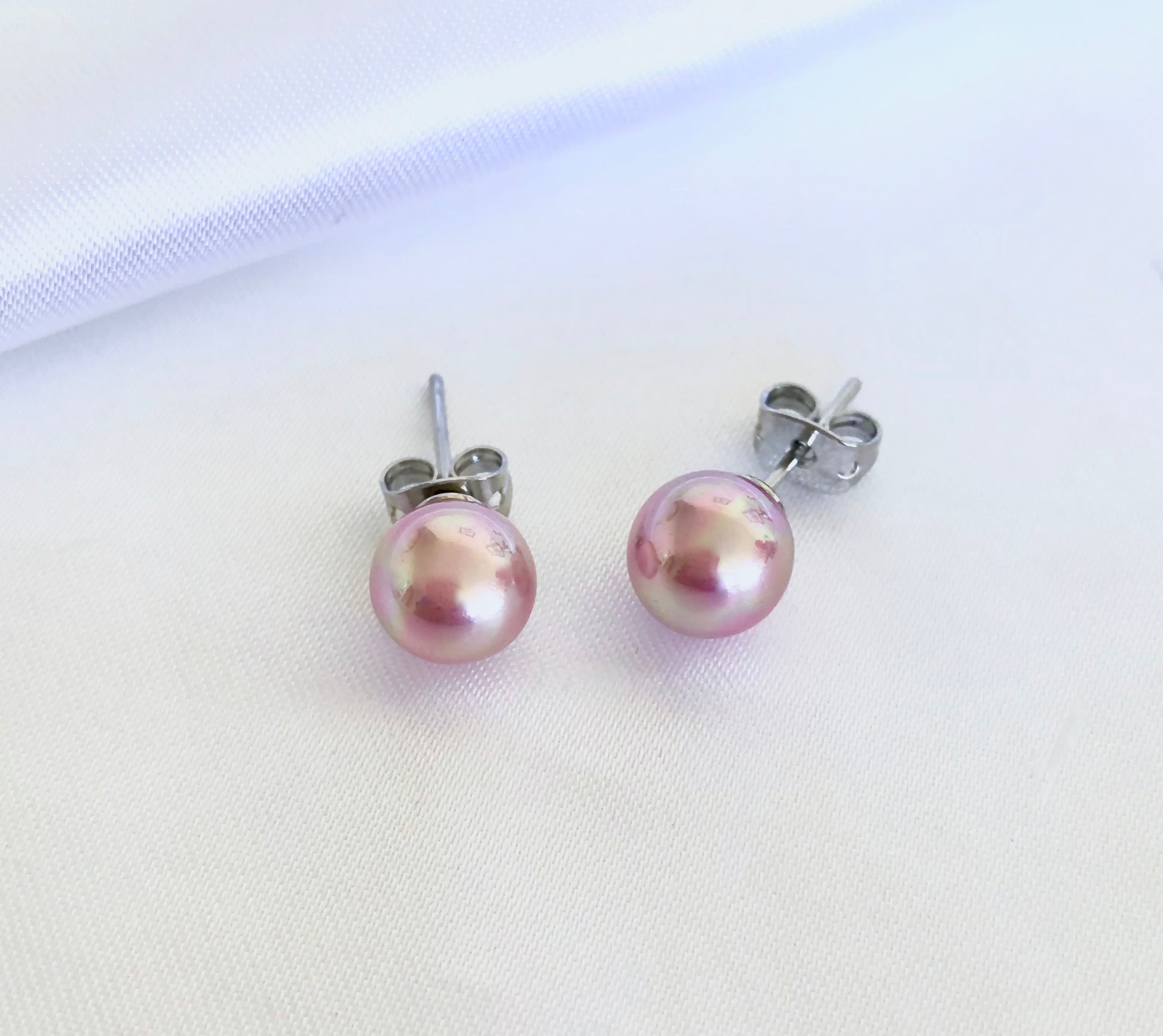 8mm Sea Shell Pearl Earrings - jptreasureschest