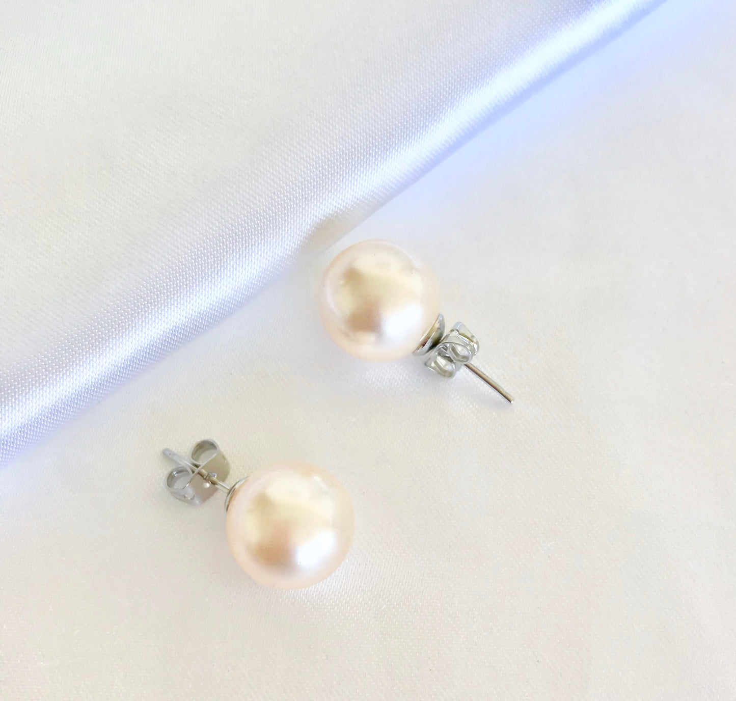 10mm Mother of Pearl Stud Earrings - jptreasureschest