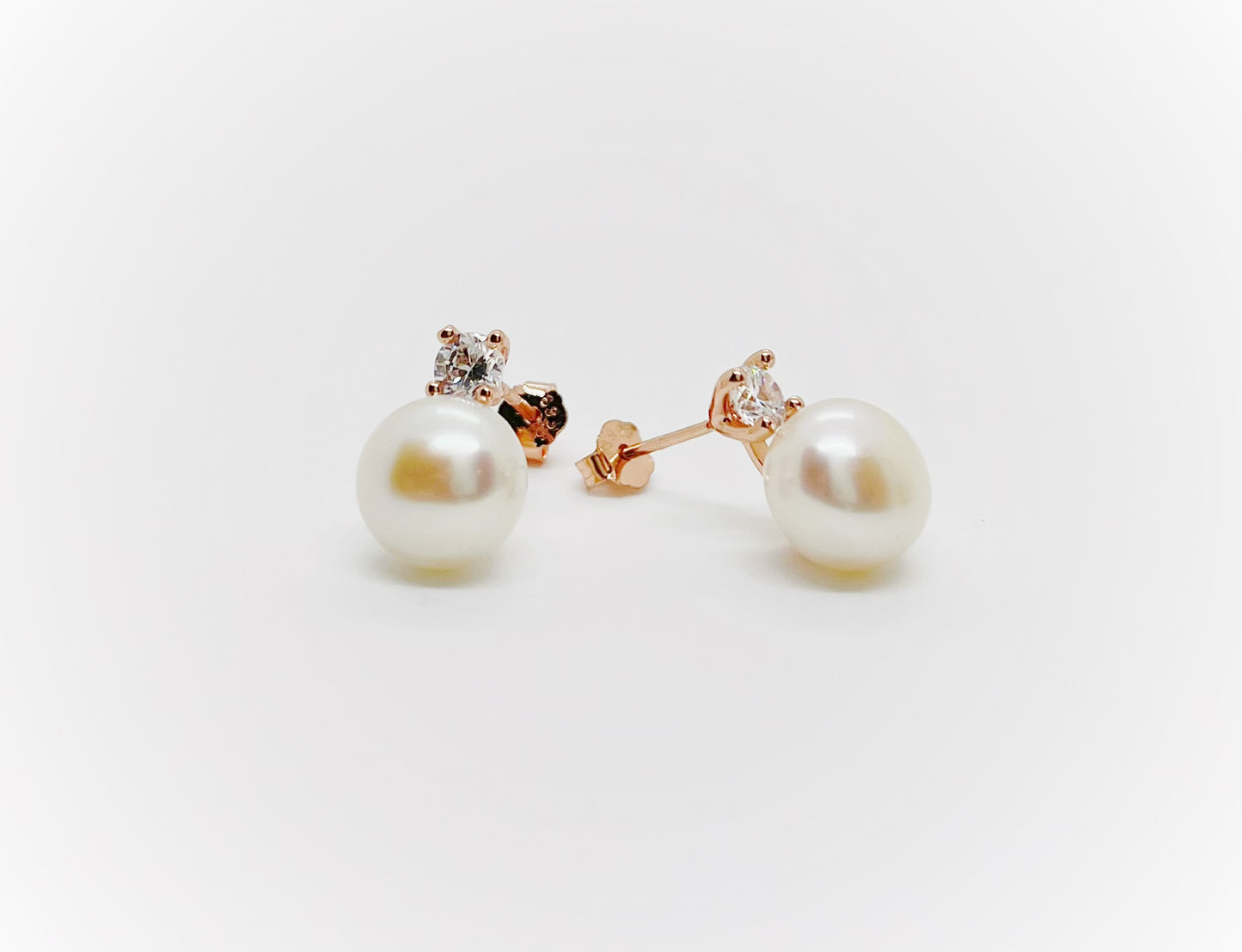 8-10mm AAA Grade Button Freshwater Pearl Stud with Cubic Zirconia - jptreasureschest