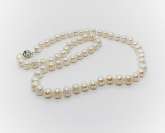 24.4 inches long Freshwater Pearl Necklace - jptreasureschest