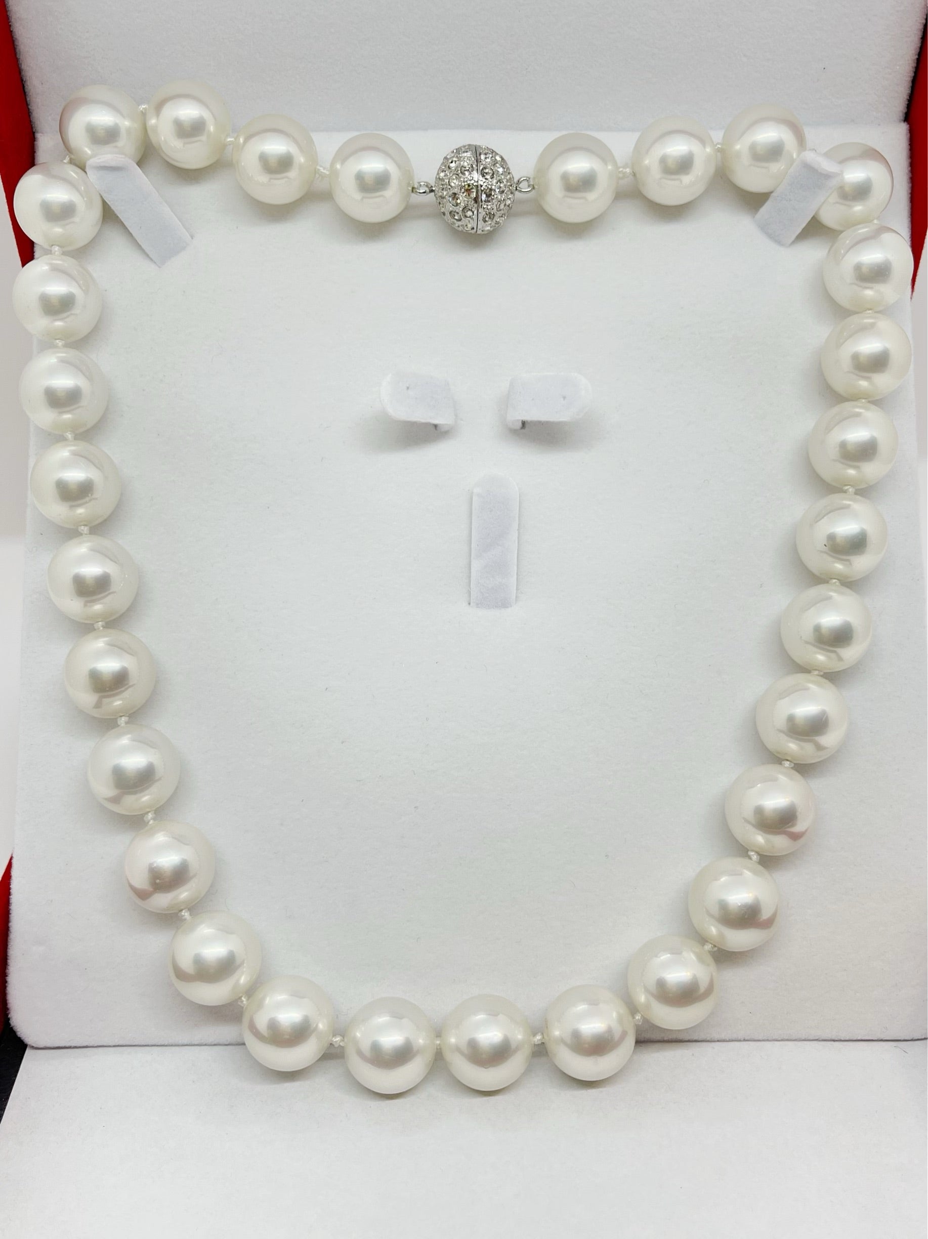 Mother of Pearl 12mm size with Screw Claps - jptreasureschest