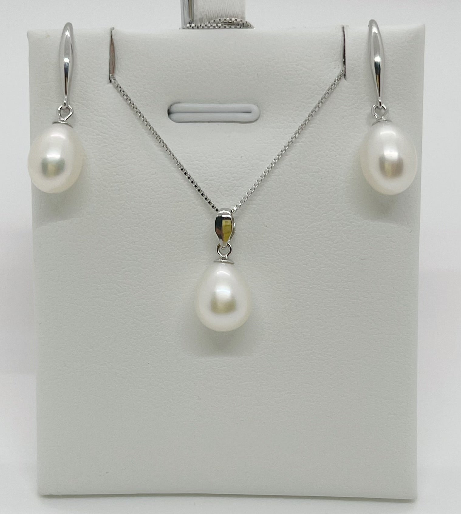 Set of Earrings and Necklace Pendant Tear Drop Freshwater Pearl - jptreasureschest
